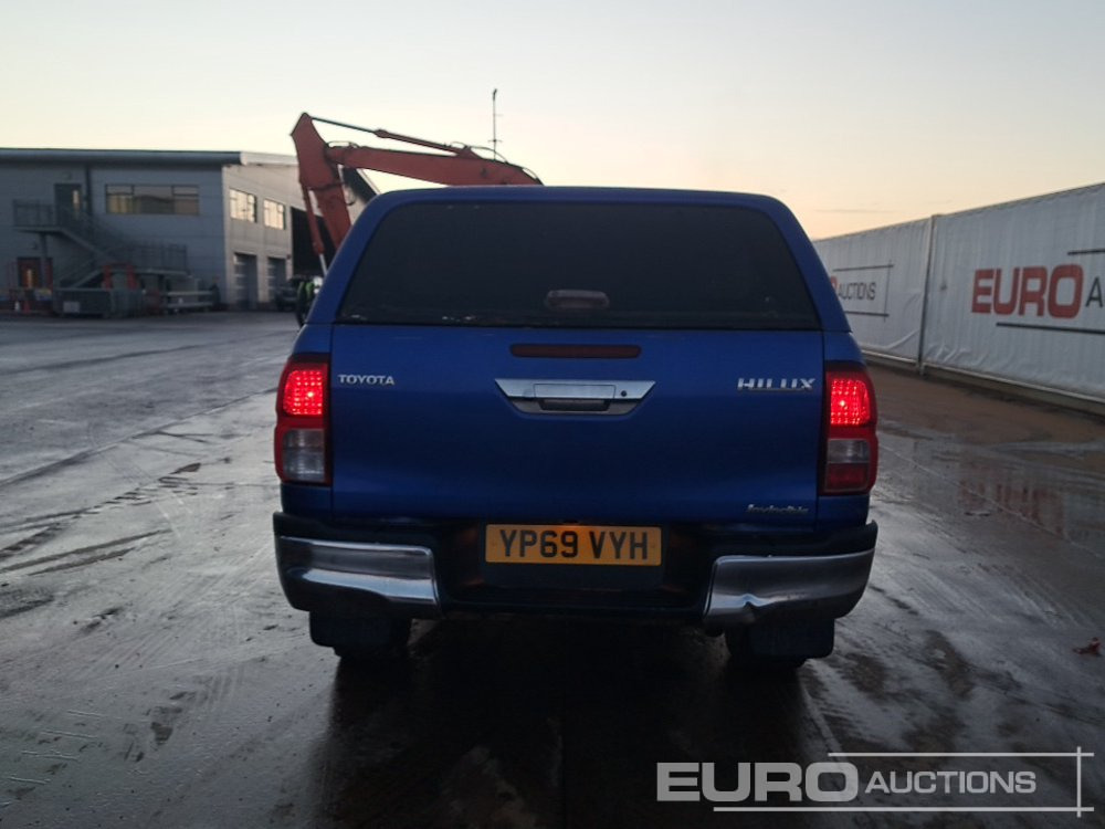 2019 Toyota Hilux - Pikaps: foto 4 2019 Toyota Hilux - Pikaps: foto 4