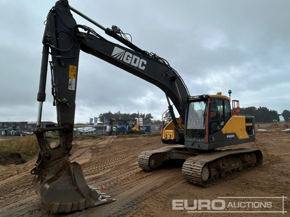 2019 Volvo EC220EL - Kāpurķēžu ekskavators: foto 1 2019 Volvo EC220EL - Kāpurķēžu ekskavators: foto 1