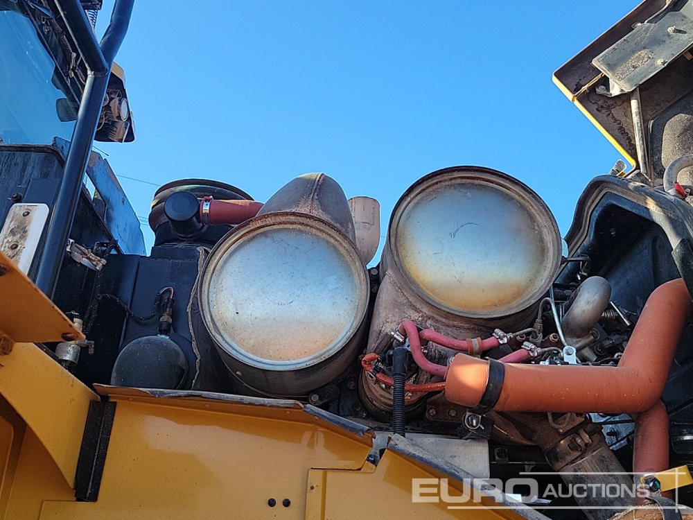 Riteņu iekrāvējs 2020 CAT 966M: foto 34