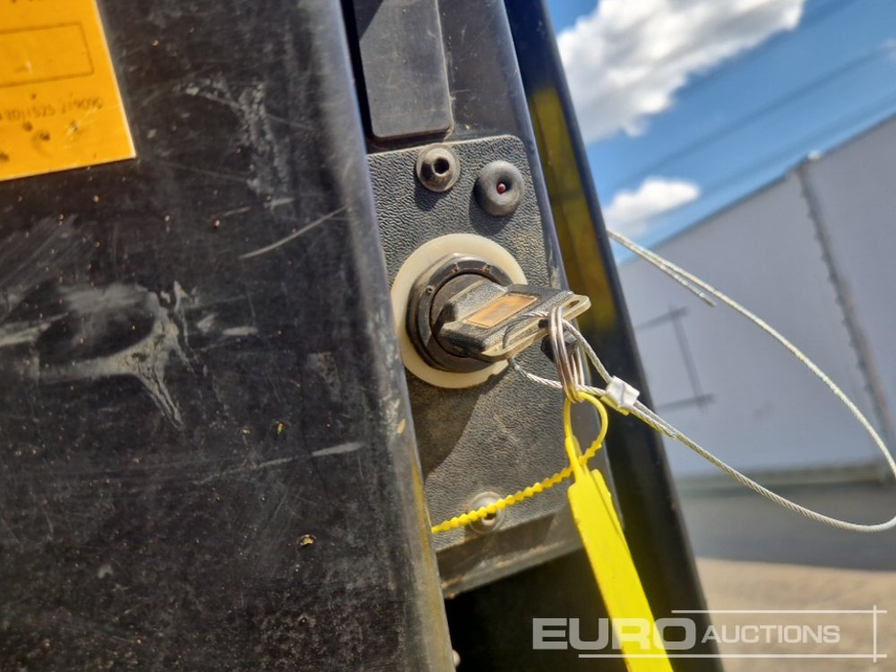 Mini pašizgāzējs 2020 JCB 1T-2: foto 36
