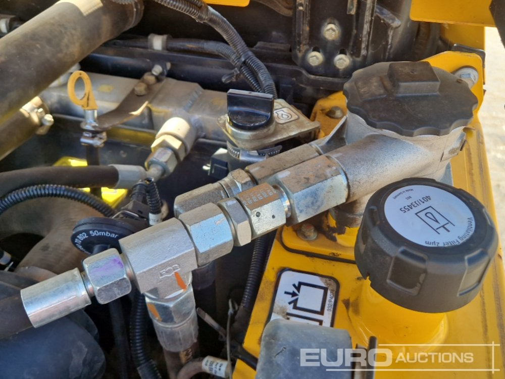 Mini pašizgāzējs 2020 JCB 1T-2: foto 26