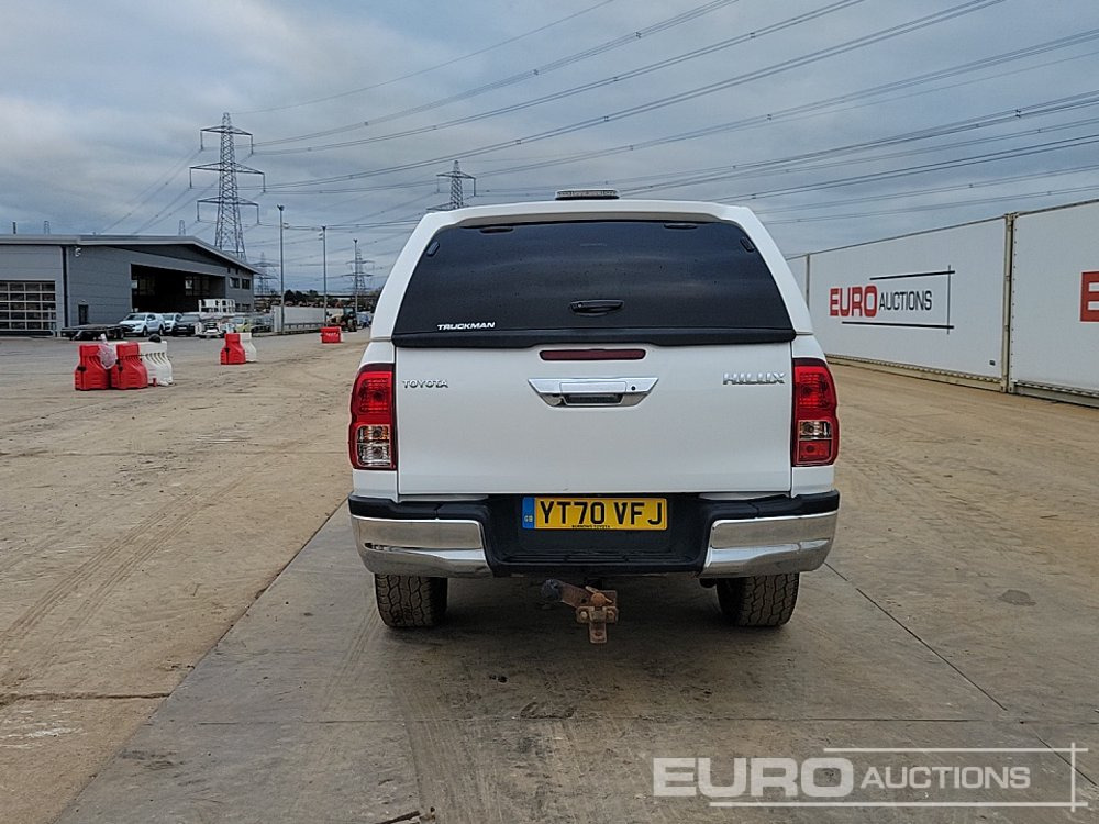 2020 Toyota Hilux Icon - Pikaps: foto 4 2020 Toyota Hilux Icon - Pikaps: foto 4
