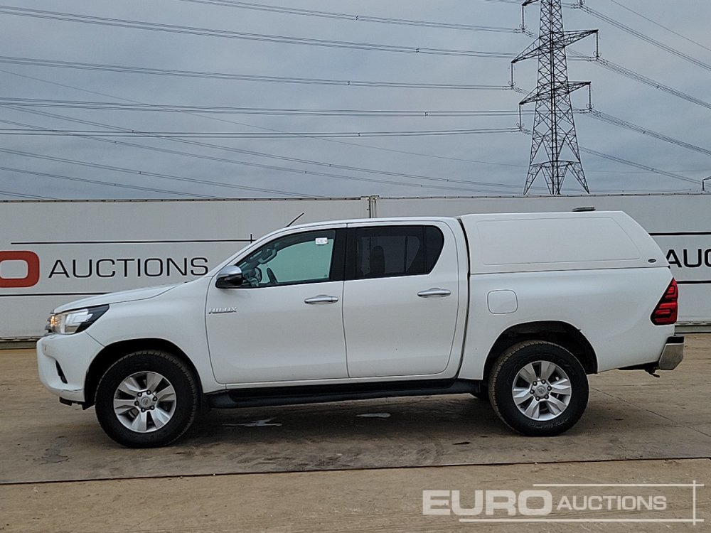 2020 Toyota Hilux Icon - Pikaps: foto 2 2020 Toyota Hilux Icon - Pikaps: foto 2