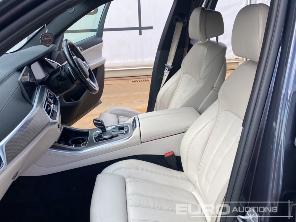 SUV 2021 BMW X5 45E M-Sport: foto 19