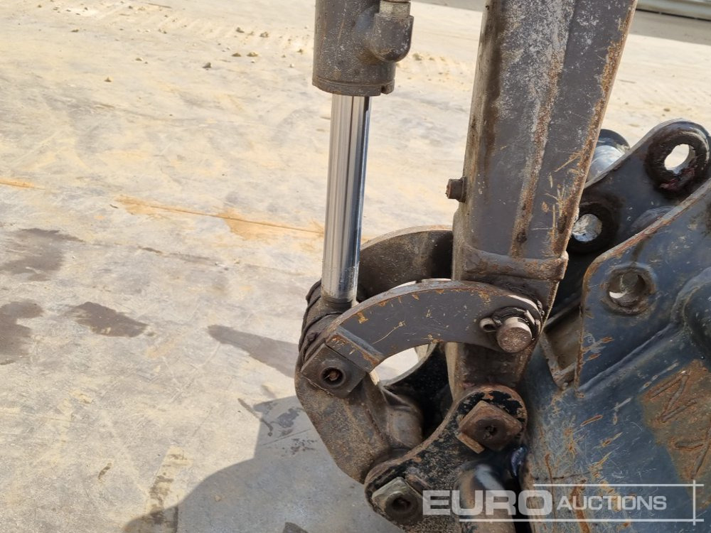 Mini-ekskavators 2021 Volvo EC18E: foto 21