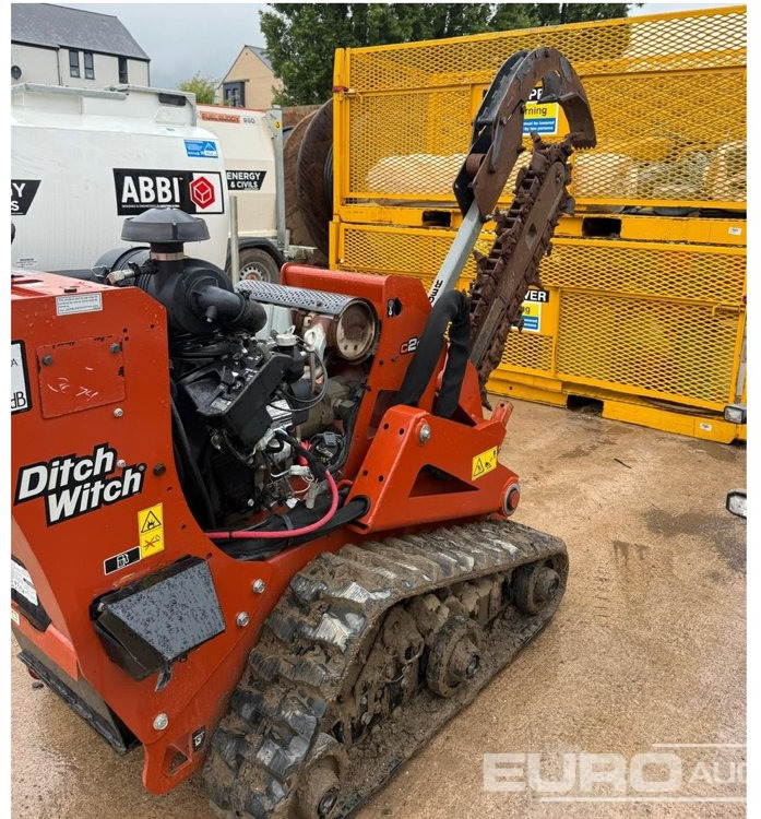 2022 Ditch Witch C24X - Tranšeju racējs: foto 2 2022 Ditch Witch C24X - Tranšeju racējs: foto 2