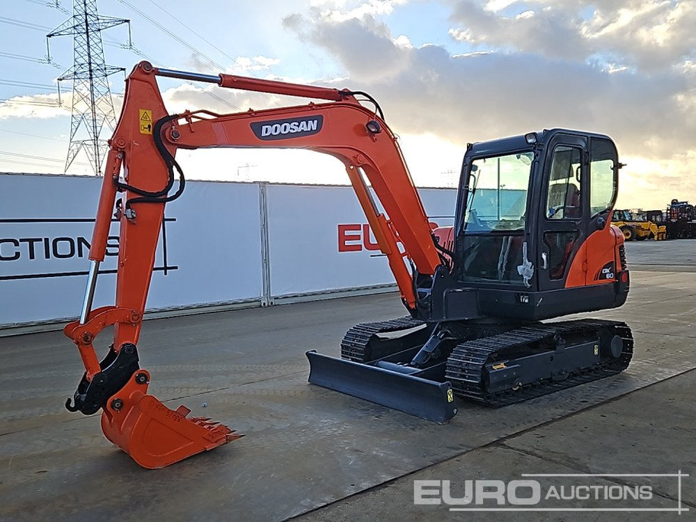 2022 Doosan DX60 - Mini-ekskavators: foto 1 2022 Doosan DX60 - Mini-ekskavators: foto 1