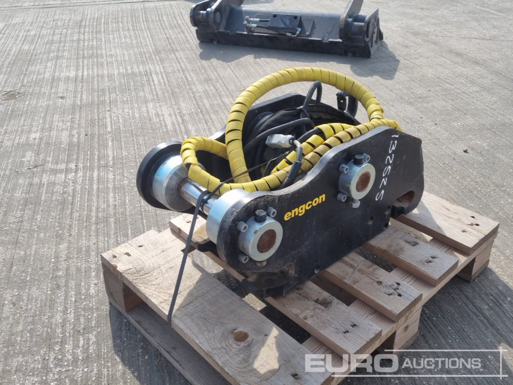 2022 Engcon Hydraulic Double Lock QH 45mm Pin to suit 4-6 Ton Excavator - Ātrā sakabe: foto 5 2022 Engcon Hydraulic Double Lock QH 45mm Pin to suit 4-6 Ton Excavator - Ātrā sakabe: foto 5