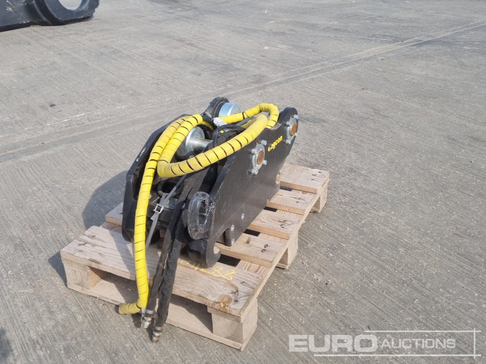 2022 Engcon Hydraulic Double Lock QH 45mm Pin to suit 4-6 Ton Excavator - Ātrā sakabe: foto 1 2022 Engcon Hydraulic Double Lock QH 45mm Pin to suit 4-6 Ton Excavator - Ātrā sakabe: foto 1