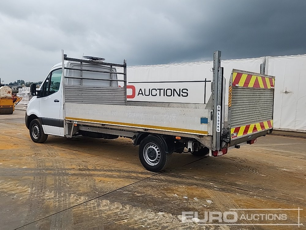 2022 Mercedes Benz Sprinter - Automašīna ar kravas platformu: foto 3 2022 Mercedes Benz Sprinter - Automašīna ar kravas platformu: foto 3