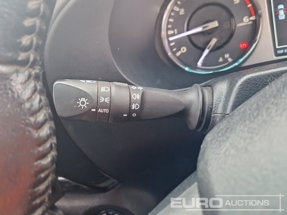 Pikaps 2023 Toyota Hilux: foto 32