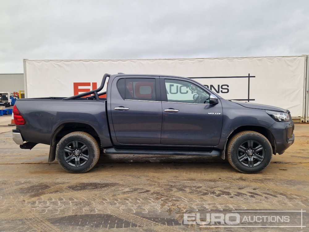 Pikaps 2023 Toyota Hilux: foto 6