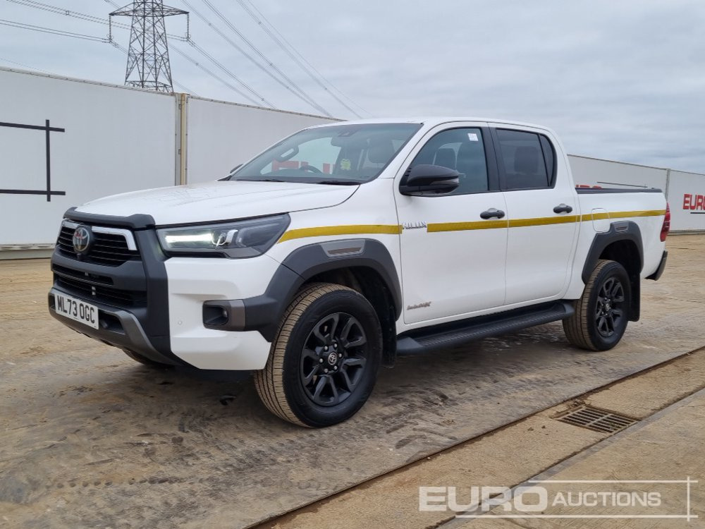 2023 Toyota Hilux Invincible X - Pikaps: foto 1 2023 Toyota Hilux Invincible X - Pikaps: foto 1
