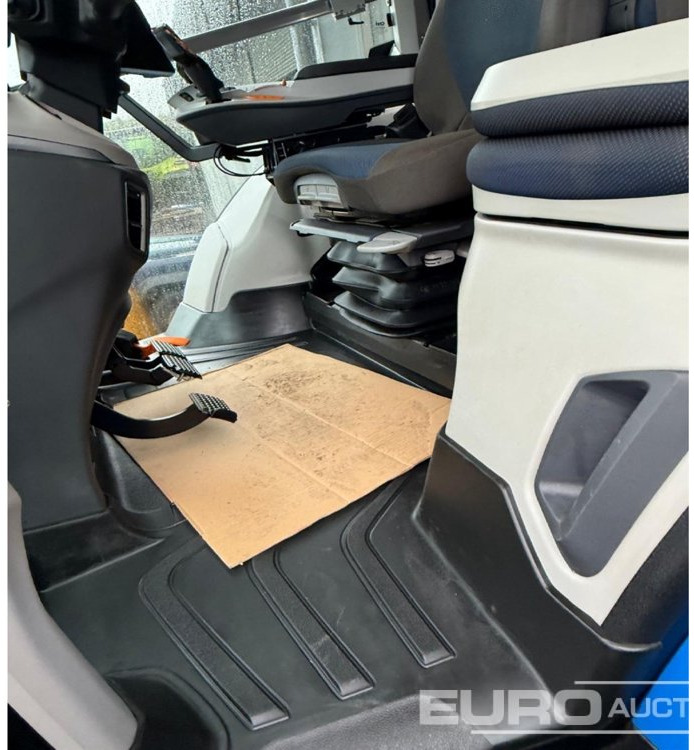 2024 New Holland T7.300 - Traktors: foto 5 2024 New Holland T7.300 - Traktors: foto 5