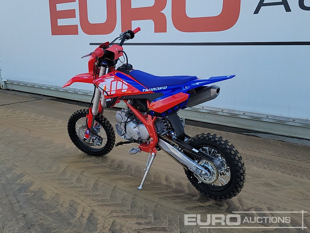 2025 Apollo Thunder 125cc Motorcross Bike, 14" Front, 12" Rear Tyres, Electric Start, Air Cooled, Hydraulic Suspension, Disc Brakes, Lighting Kit (UNASSEMBLED) - Motocikls: foto 3 2025 Apollo Thunder 125cc Motorcross Bike, 14" Front, 12" Rear Tyres, Electric Start, Air Cooled, Hydraulic Suspension, Disc Brakes, Lighting Kit (UNASSEMBLED) - Motocikls: foto 3
