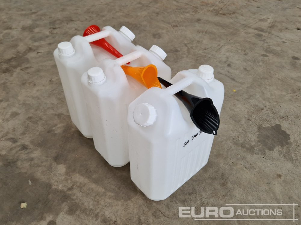 20L Fuel Can (3 of), Long Stem Funnel (3 of) - Garāžu aprīkojums: foto 1 20L Fuel Can (3 of), Long Stem Funnel (3 of) - Garāžu aprīkojums: foto 1