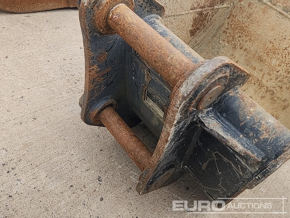 24" Strickland Digging Bucket 50mm Pin to suit 6-8 Ton Excavator - Kauss: foto 5 24" Strickland Digging Bucket 50mm Pin to suit 6-8 Ton Excavator - Kauss: foto 5