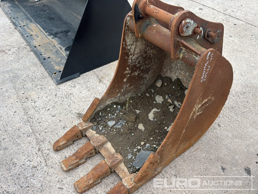 24" Strickland Digging Bucket 50mm Pin to suit 6-8 Ton Excavator - Kauss: foto 1 24" Strickland Digging Bucket 50mm Pin to suit 6-8 Ton Excavator - Kauss: foto 1
