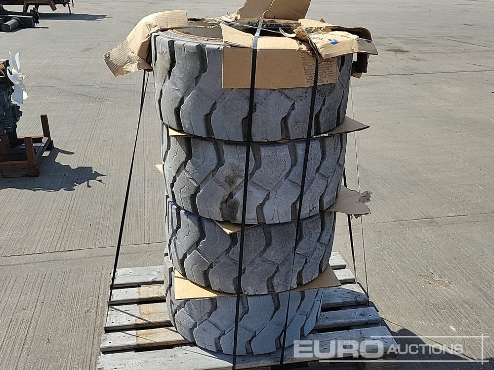 28x12x22 Tyre & Rim (4 of) - Riepa: foto 4 28x12x22 Tyre & Rim (4 of) - Riepa: foto 4