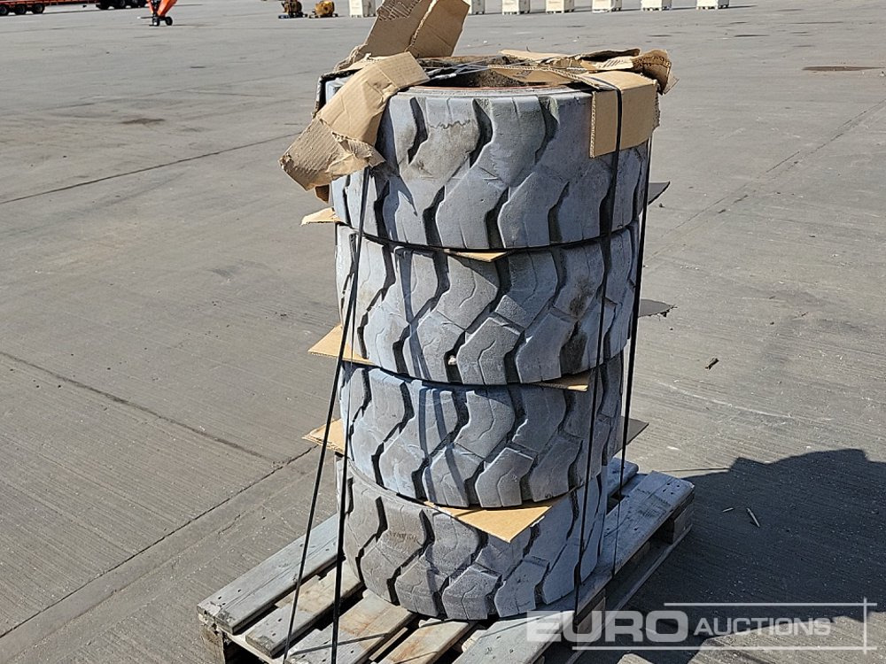 28x12x22 Tyre & Rim (4 of) - Riepa: foto 3 28x12x22 Tyre & Rim (4 of) - Riepa: foto 3