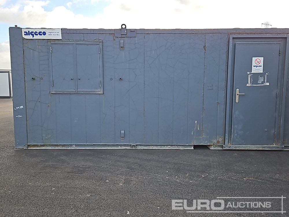 32' x 10' Canteen, W/C (Cannot Be Reconsigned) - Jūras konteiners: foto 2 32' x 10' Canteen, W/C (Cannot Be Reconsigned) - Jūras konteiners: foto 2