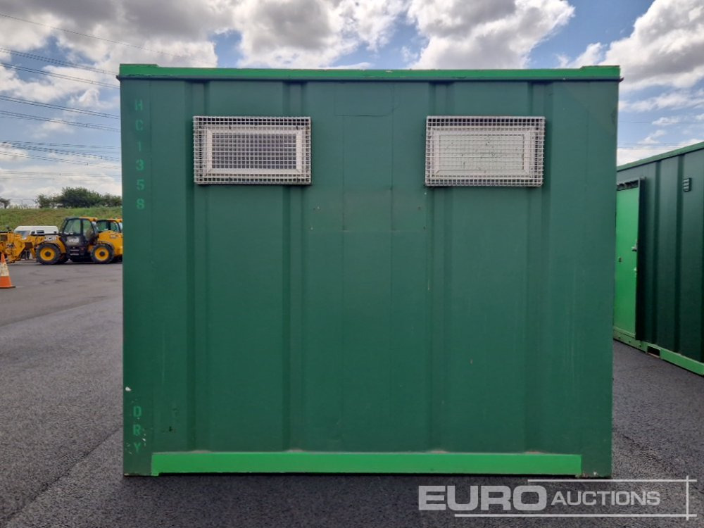 32' x 10' Drying Room (Cannot Be Reconsigned) - Jūras konteiners: foto 4 32' x 10' Drying Room (Cannot Be Reconsigned) - Jūras konteiners: foto 4