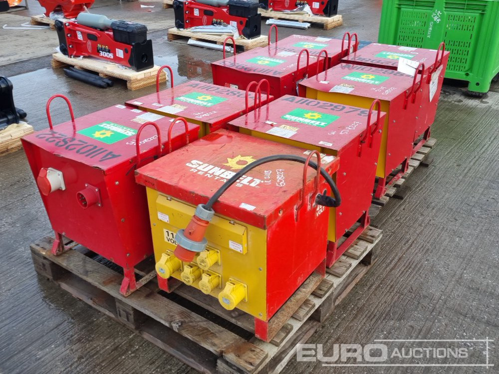 400 Volt Transformer (8 of) - Celtniecības maisītājs: foto 1 400 Volt Transformer (8 of) - Celtniecības maisītājs: foto 1