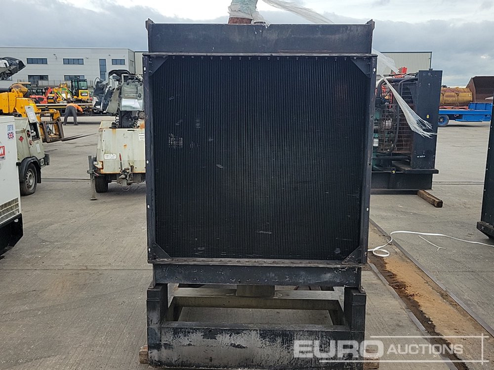 Elektroģenerators 475kVA Skid Mounted Generator, Cummins Engine: foto 8