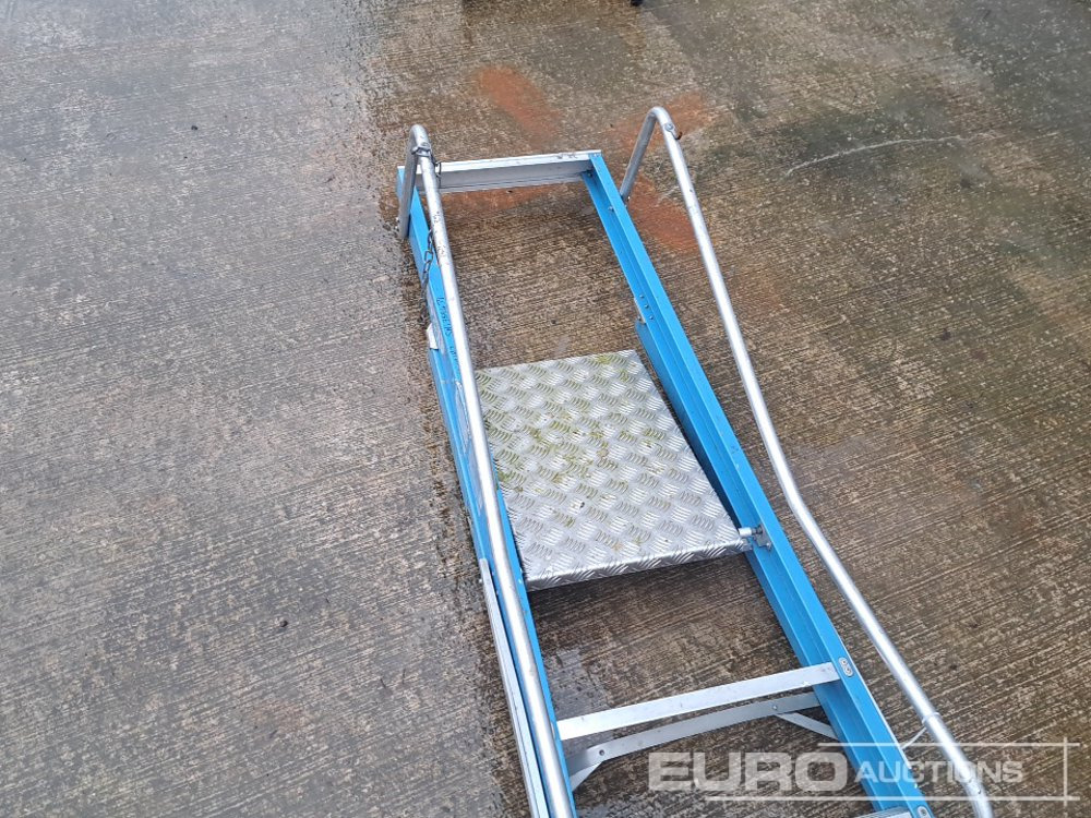 5 Thread Podium Stepladder - Garāžu aprīkojums: foto 5 5 Thread Podium Stepladder - Garāžu aprīkojums: foto 5