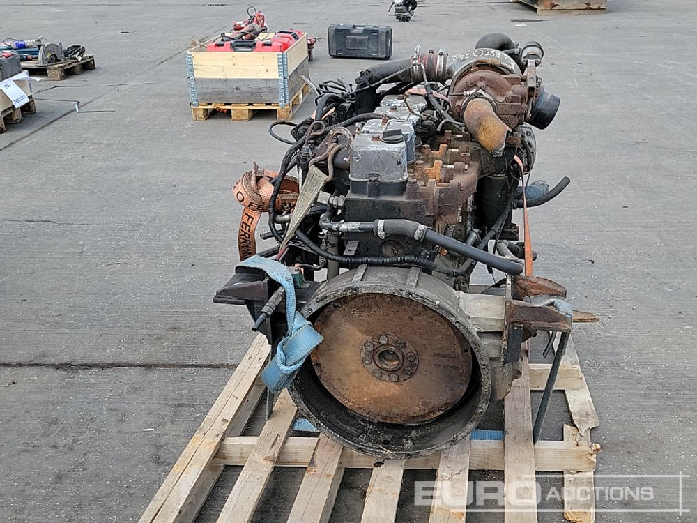 6 Cylinder Engine - Dzinējs: foto 4 6 Cylinder Engine - Dzinējs: foto 4