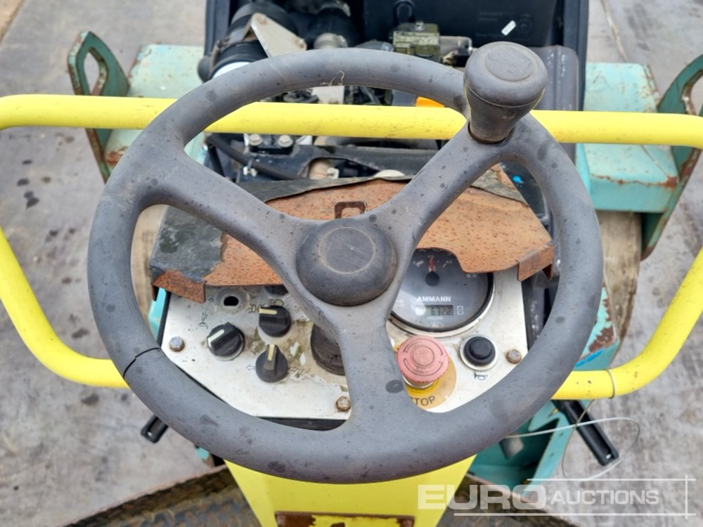 Veltnis Ammann AV33-2: foto 28