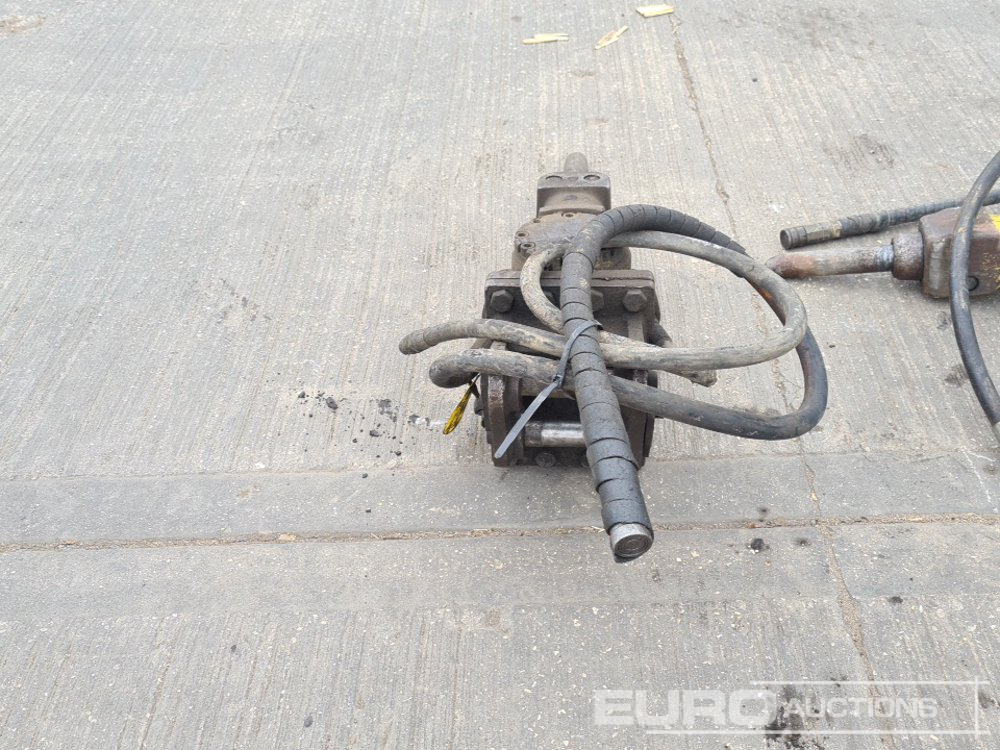 Atlas Copco Hydraulic Breaker 30mm Pin to suit Mini Excavator - Hidrauliskais āmurs: foto 4 Atlas Copco Hydraulic Breaker 30mm Pin to suit Mini Excavator - Hidrauliskais āmurs: foto 4
