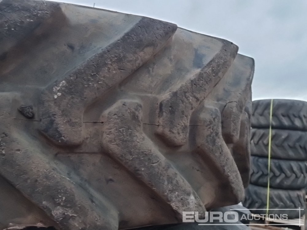 Riepa BKT 400/80-24 Tyre (4 of): foto 9 Riepa BKT 400/80-24 Tyre (4 of): foto 9