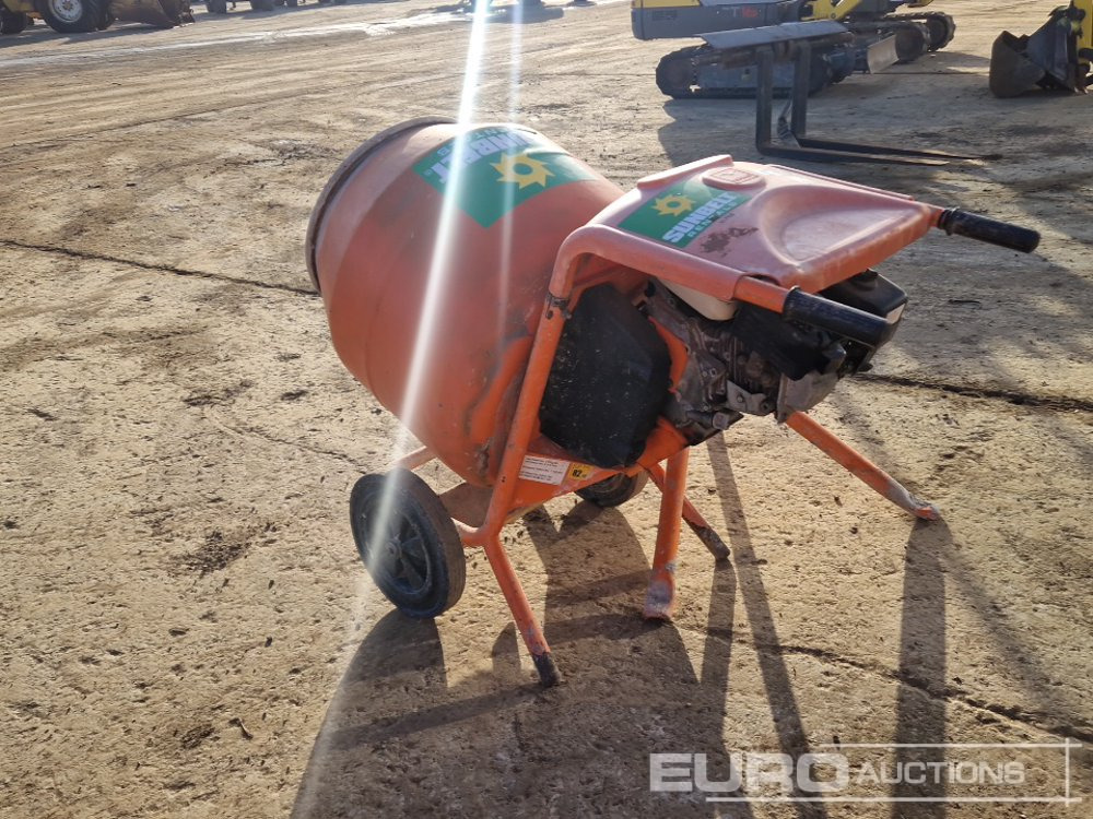 Belle Minimix 150 - Asfalta ieklāšanas tehnika: foto 3 Belle Minimix 150 - Asfalta ieklāšanas tehnika: foto 3