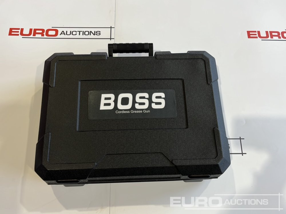 Celtniecības maisītājs Boss 21 Volt Lithium Battery Cordless Grease Gun, 2 Batteries, Charger, Case, Shoulder Strap, Extension Pieces and Fittings: foto 14