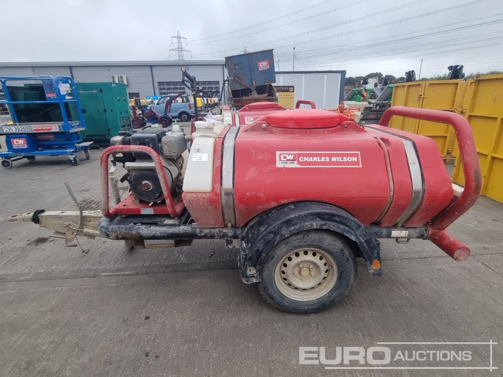 Brendon Bowsers Single Axle Plastic Water Bowser, Yanmar Pressure Washer - Augstspiediena mazgātājs: foto 2 Brendon Bowsers Single Axle Plastic Water Bowser, Yanmar Pressure Washer - Augstspiediena mazgātājs: foto 2