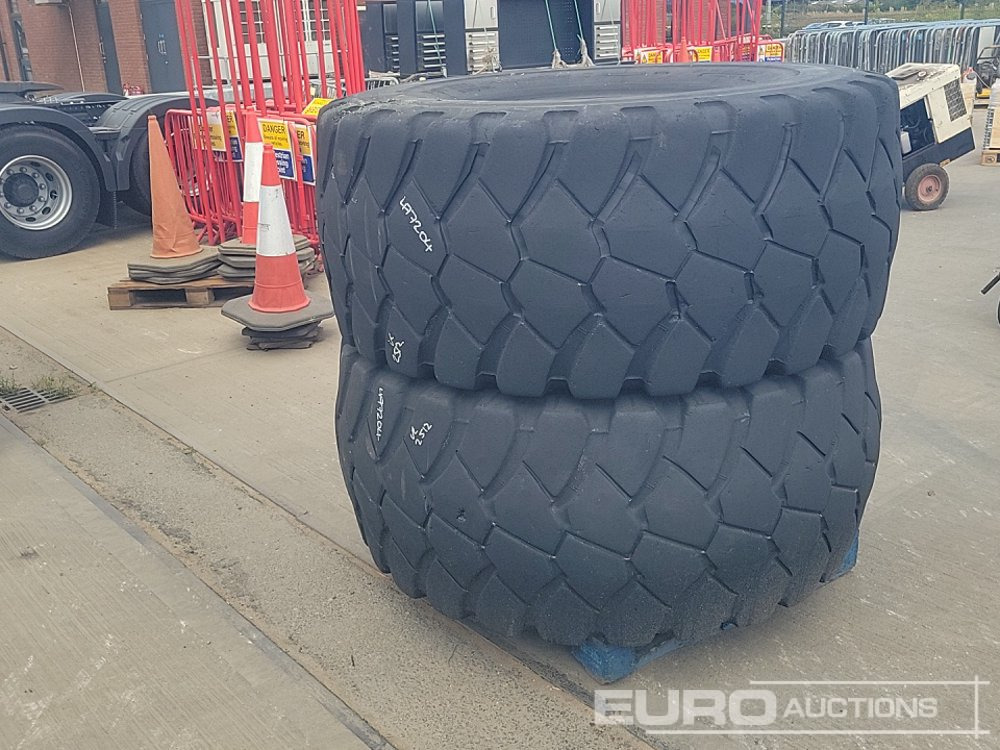 Bridgestone 26.6R25 Tyre (2 of) - Riepa: foto 2 Bridgestone 26.6R25 Tyre (2 of) - Riepa: foto 2