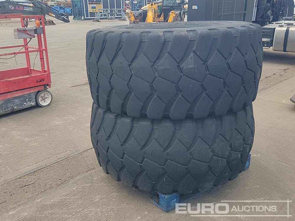 Bridgestone 26.6R25 Tyre (2 of) - Riepa: foto 3 Bridgestone 26.6R25 Tyre (2 of) - Riepa: foto 3