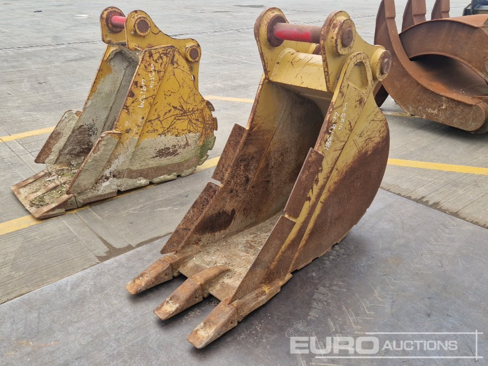 CAT 24" Digging Bucket 80mm Pin to suit 20 Ton Excavator - Kauss: foto 1 CAT 24" Digging Bucket 80mm Pin to suit 20 Ton Excavator - Kauss: foto 1