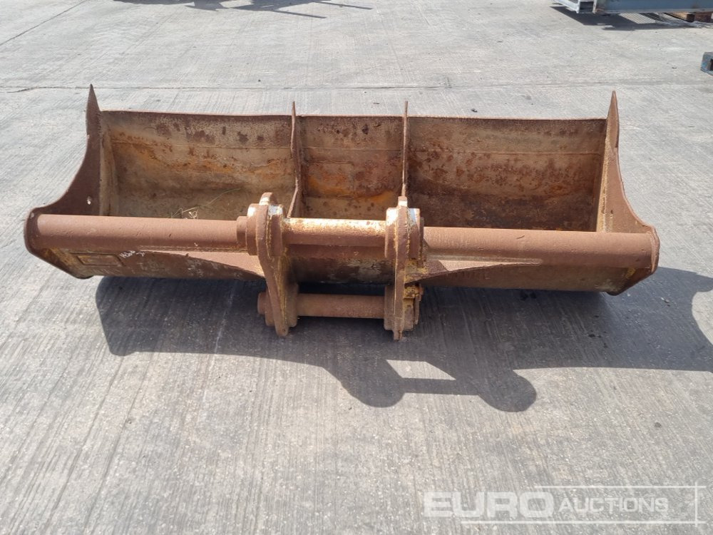 CAT 82" Ditching Bucket 80mm Pin to suit 20 Ton Excavator - Kauss: foto 4 CAT 82" Ditching Bucket 80mm Pin to suit 20 Ton Excavator - Kauss: foto 4