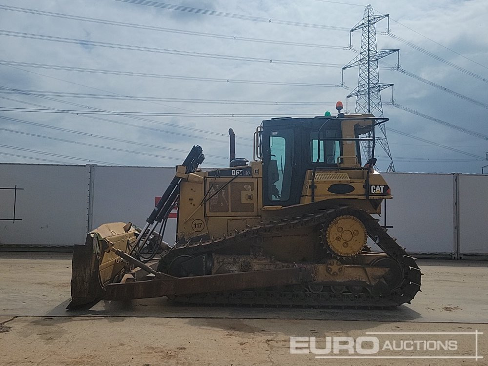 CAT D6H - Buldozers: foto 2 CAT D6H - Buldozers: foto 2