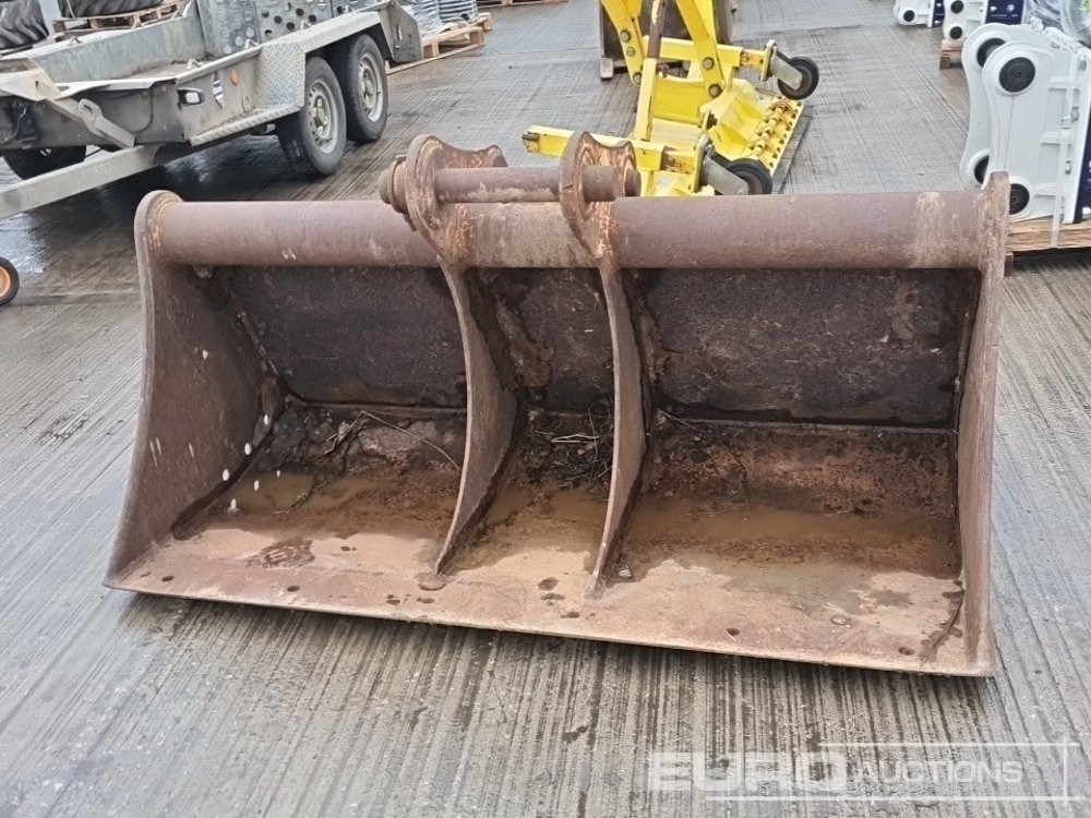 Case 72" Ditching Bucket 65mm Pin to suit 13 Ton Excavator - Kauss: foto 2 Case 72" Ditching Bucket 65mm Pin to suit 13 Ton Excavator - Kauss: foto 2