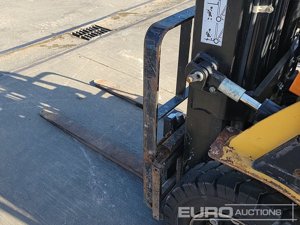 Autokrāvējs Caterpillar GP25N: foto 25