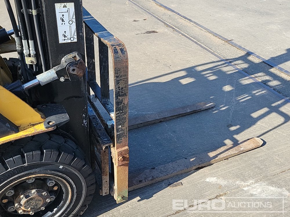 Autokrāvējs Caterpillar GP25N: foto 28