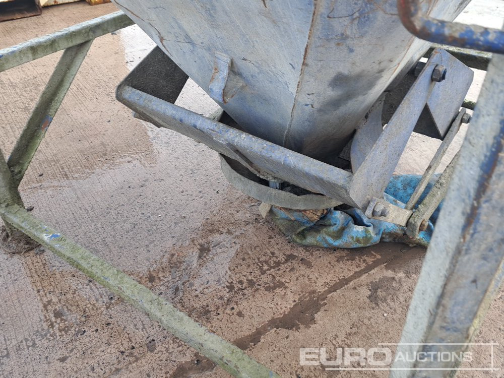 Izgāžams konteiners Concrete Skip to suit Crane: foto 12