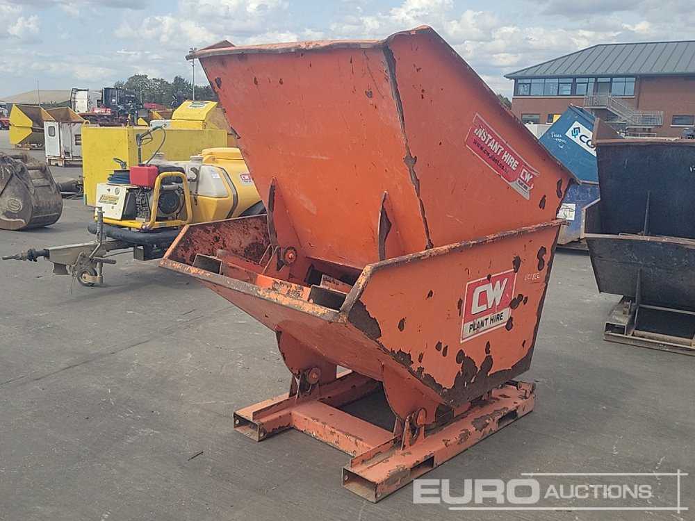 Conquip Tipping Skip to suit Forklift (2 of) - Izgāžams konteiners: foto 1 Conquip Tipping Skip to suit Forklift (2 of) - Izgāžams konteiners: foto 1