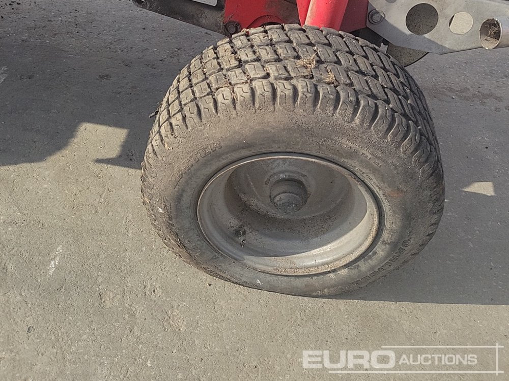 Zāles pļāvējs Countax A2550: foto 11