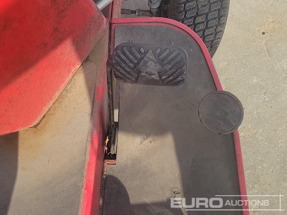 Zāles pļāvējs Countax A2550: foto 21
