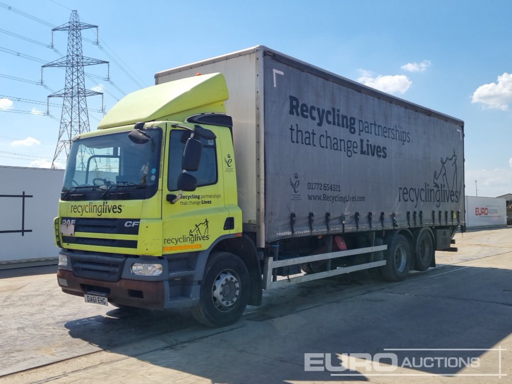 DAF CF75.310 - Kravas automašīna ar tentu: foto 1 DAF CF75.310 - Kravas automašīna ar tentu: foto 1
