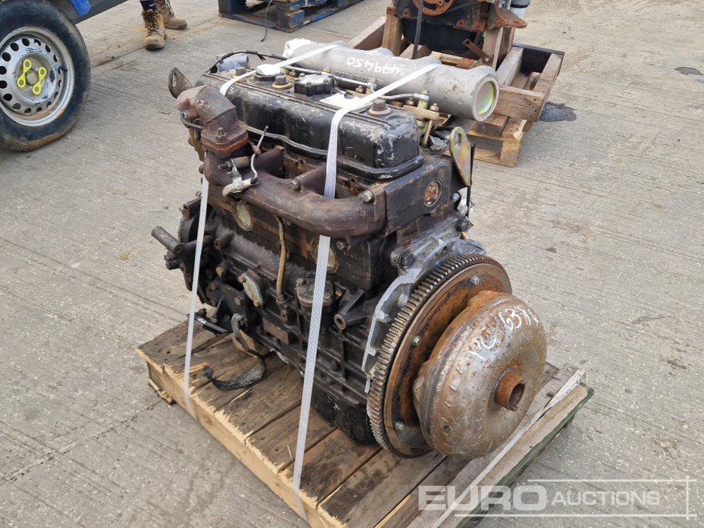 Daewoo 4 Cylinder Engine - Dzinējs: foto 3 Daewoo 4 Cylinder Engine - Dzinējs: foto 3